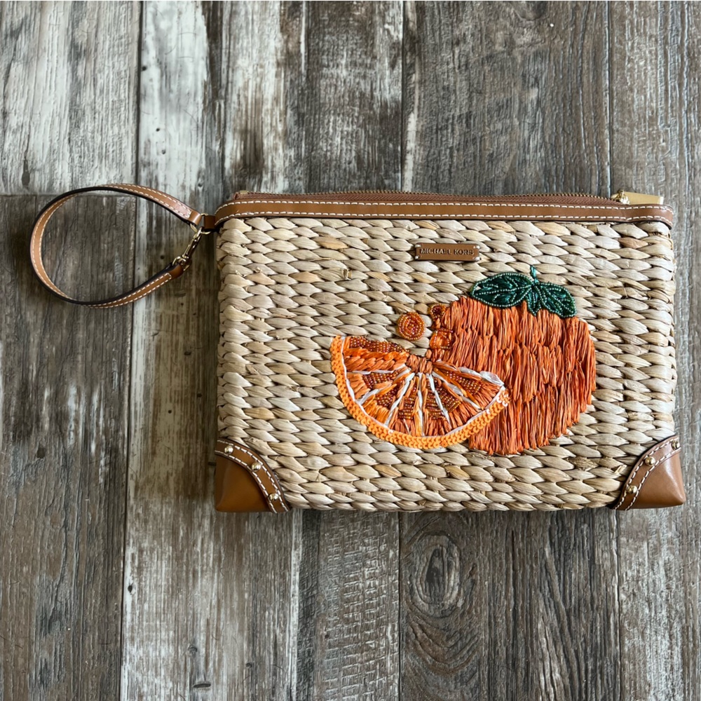Michael Kors Straw Clutch Oranges